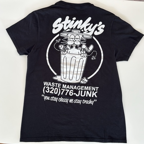 a Lab tee - Picture 5 of 7